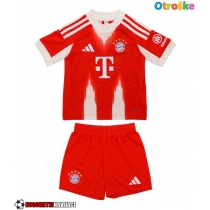 Otroške Nogometnih dresov Bayern Munich Domači 2025-26 Kratki rokavi (+ hlače)